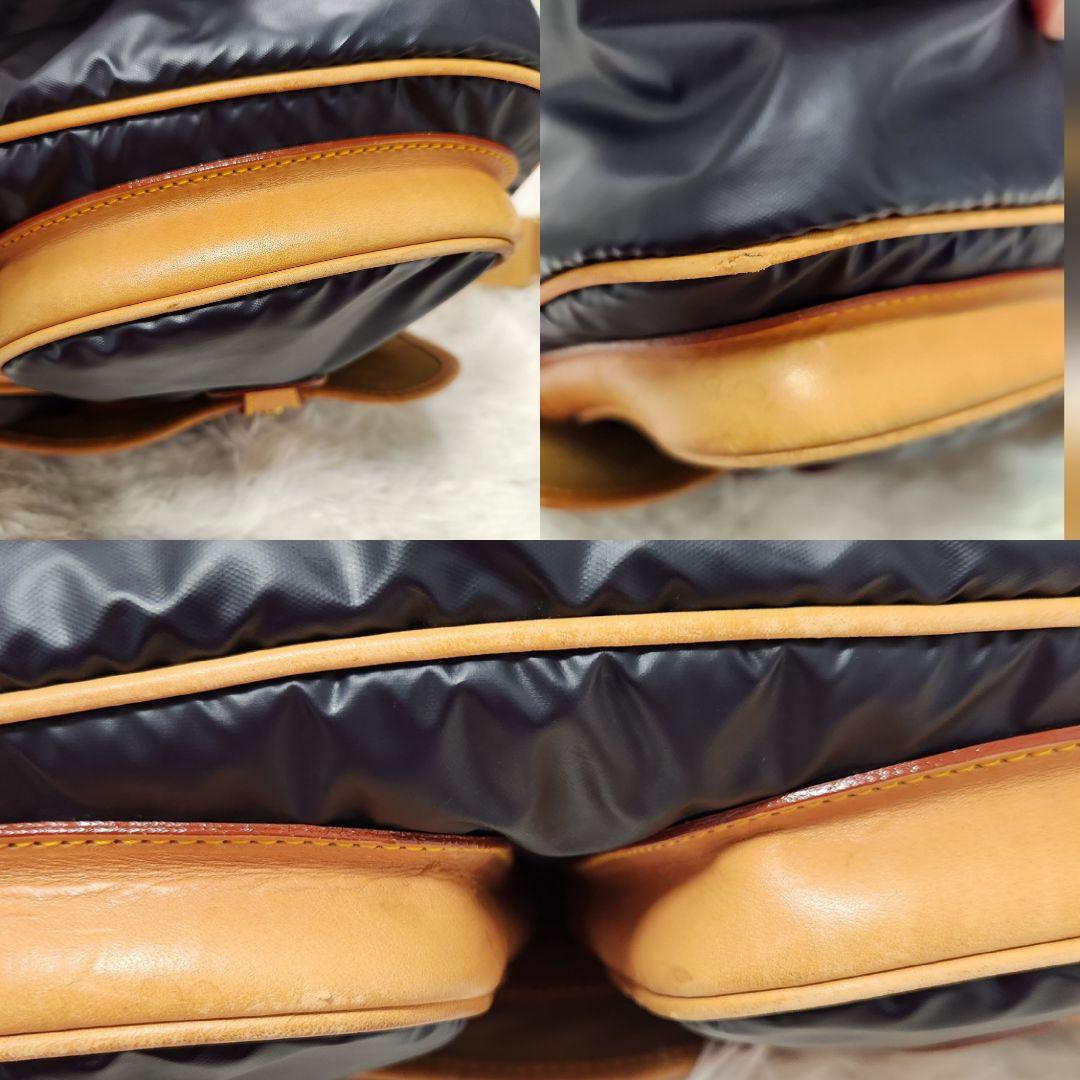 ハンティングワールド　ブラック メッセンジャーバッグ 　ショルダーバッグ