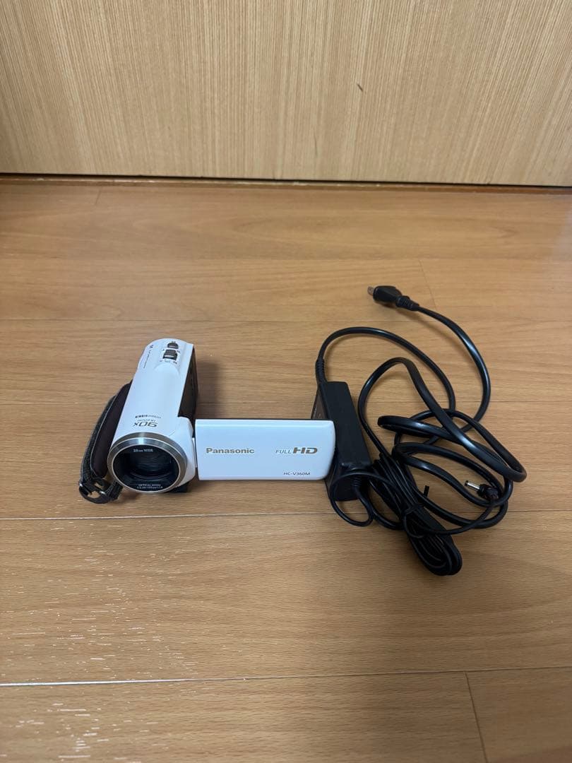 Panasonic パナソニック　ビデオカメラ　HC-V360M
