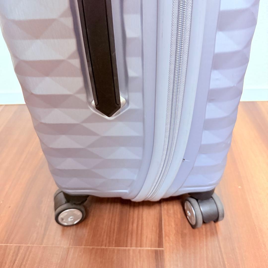 希少 サムソナイト スーツケース ポリゴン スピナー 61/22シルバー 50L