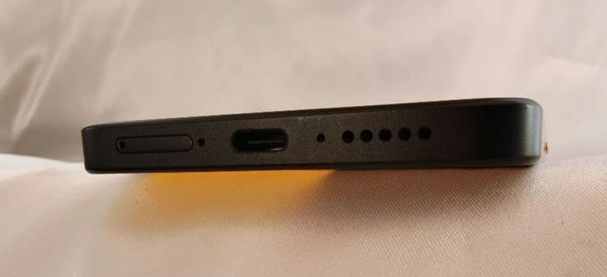 POCO X7 Pro 8GB 256GB Yellow SIMフリー