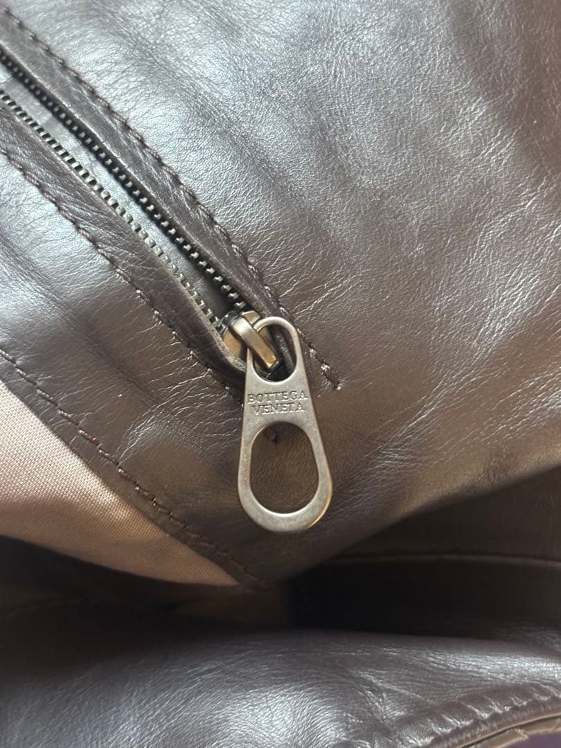 ボッテガヴェネタ イントレチャート ショルダーバッグ ブラウン