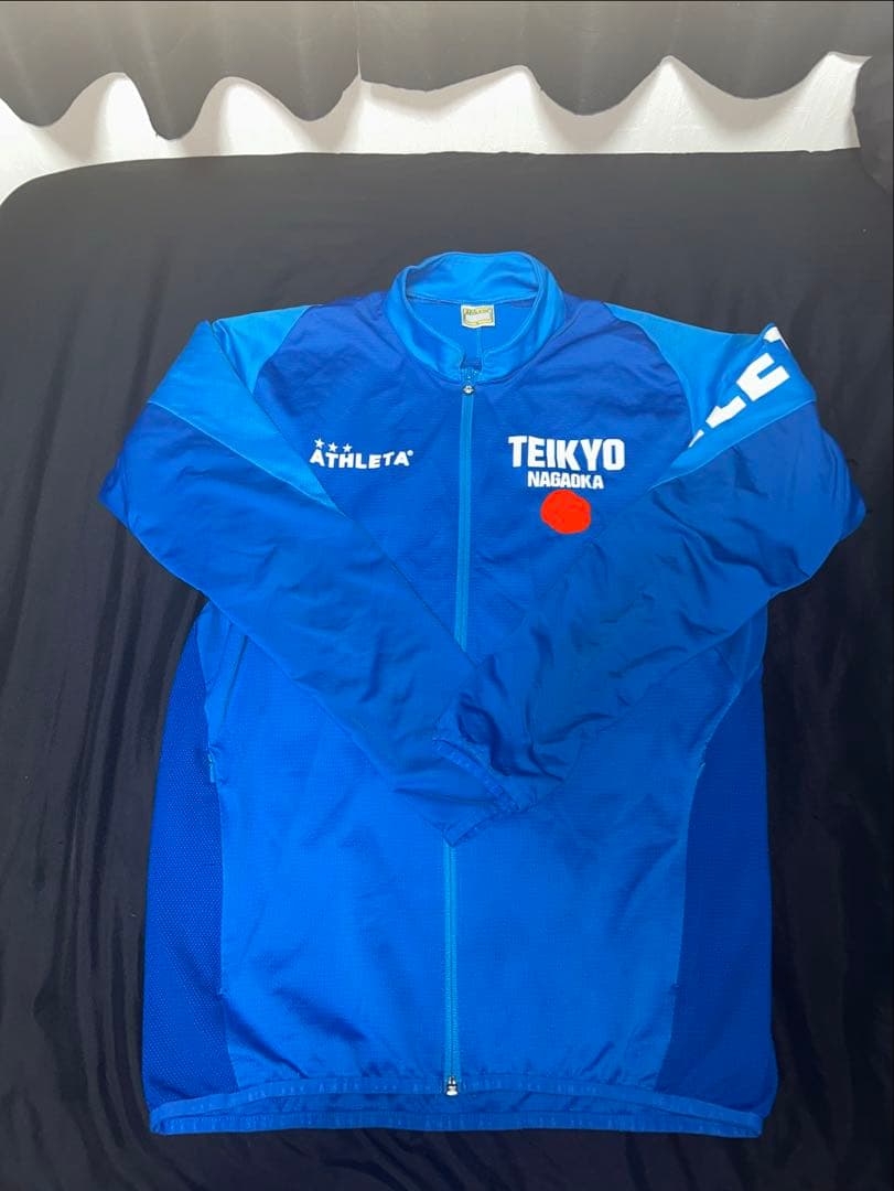 帝京長岡高校 サッカー部 選手権移動着 上下セットATHLETA Lサイズ