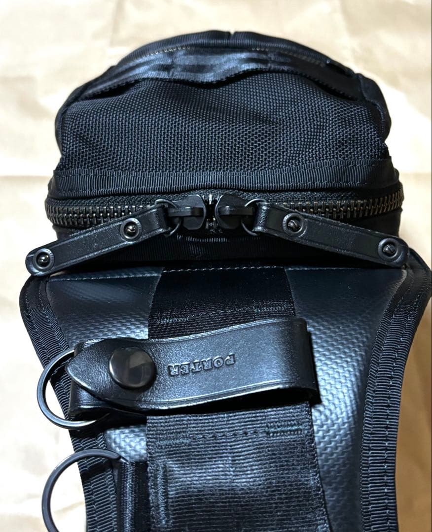 【美品】 PORTER ヒートスリングショルダーバッグ　ボディバック　吉田鞄