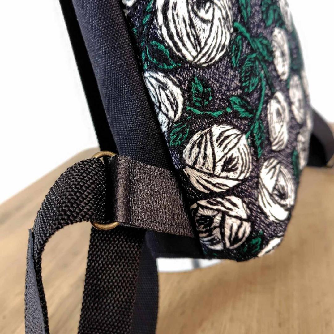 ミナペルホネン/2025rosyロージィーネイビ/牛革A4トートリュック