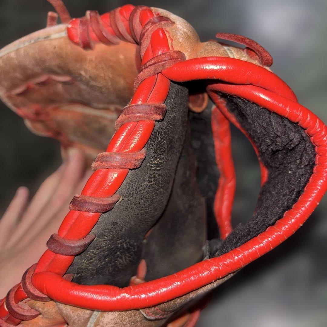 野球　硬式内野手用グローブ