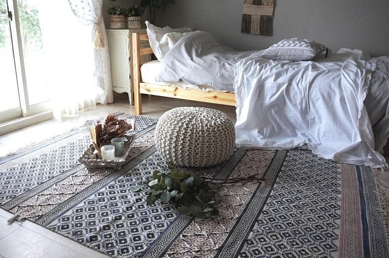 美品 ハンドブロックプリント インドラグ 140×200 ナチュラル デザイン