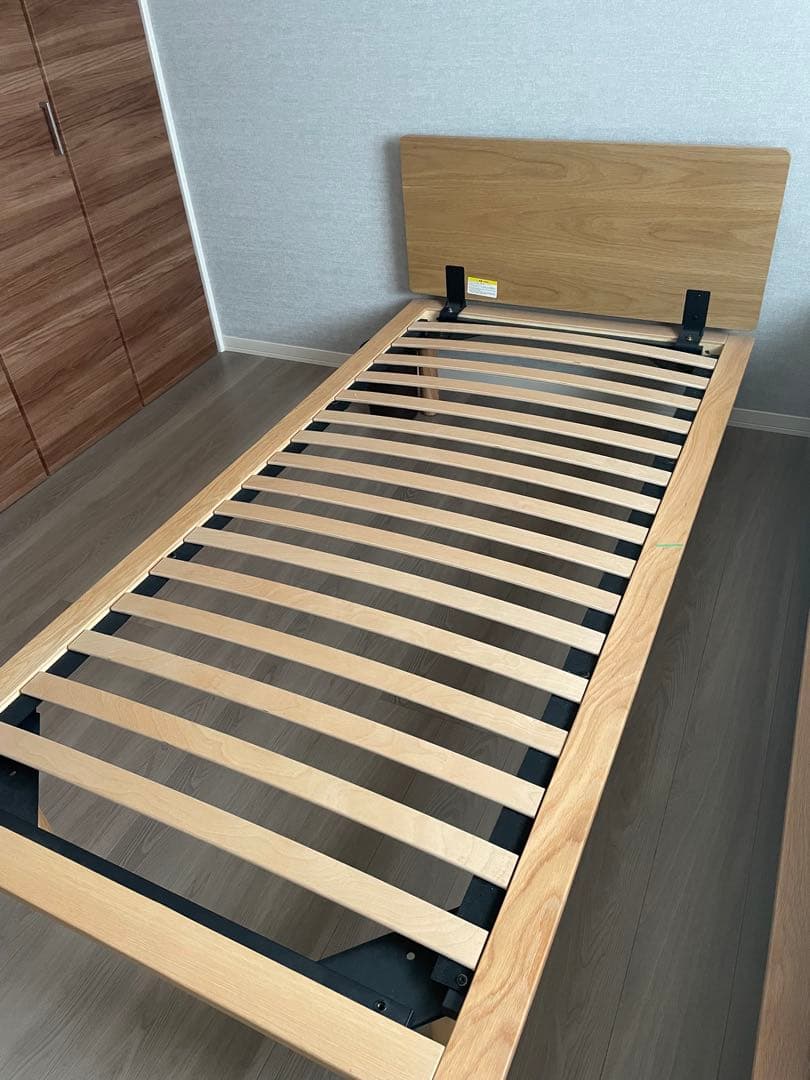 美品 【無印良品】木製シングルベッドフレームオーク材