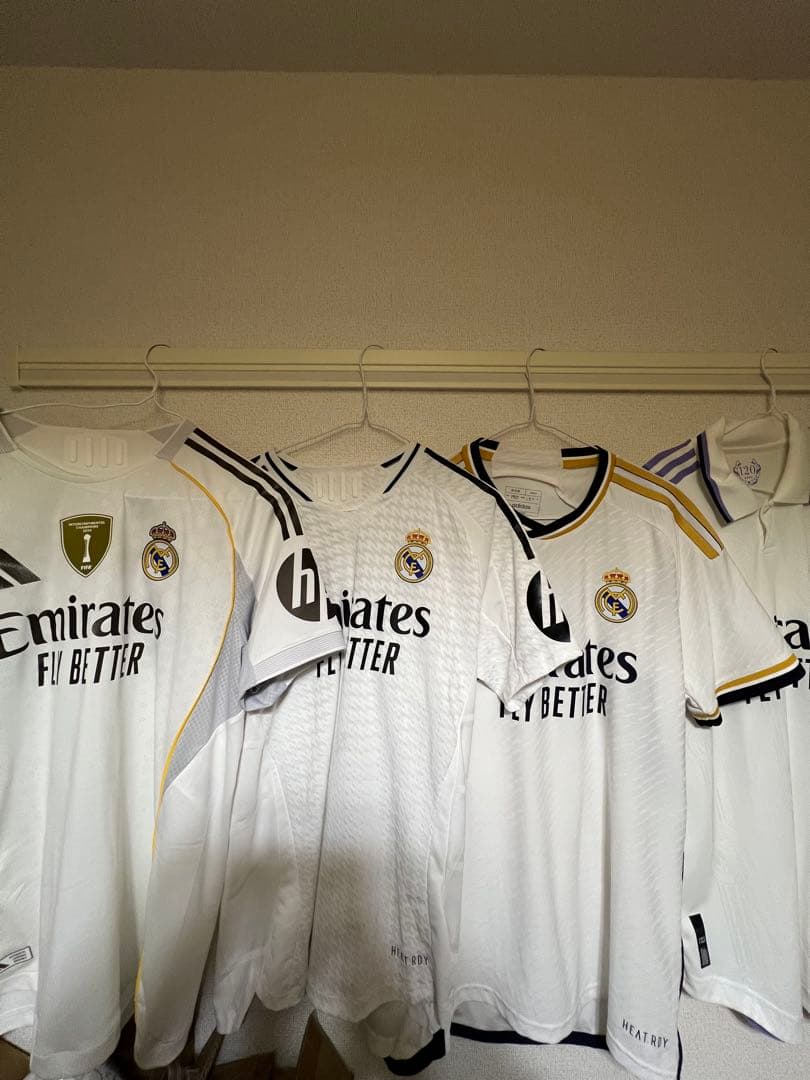 レアル・マドリード　 オーセンティックユニフォーム　まとめ売り 4枚
