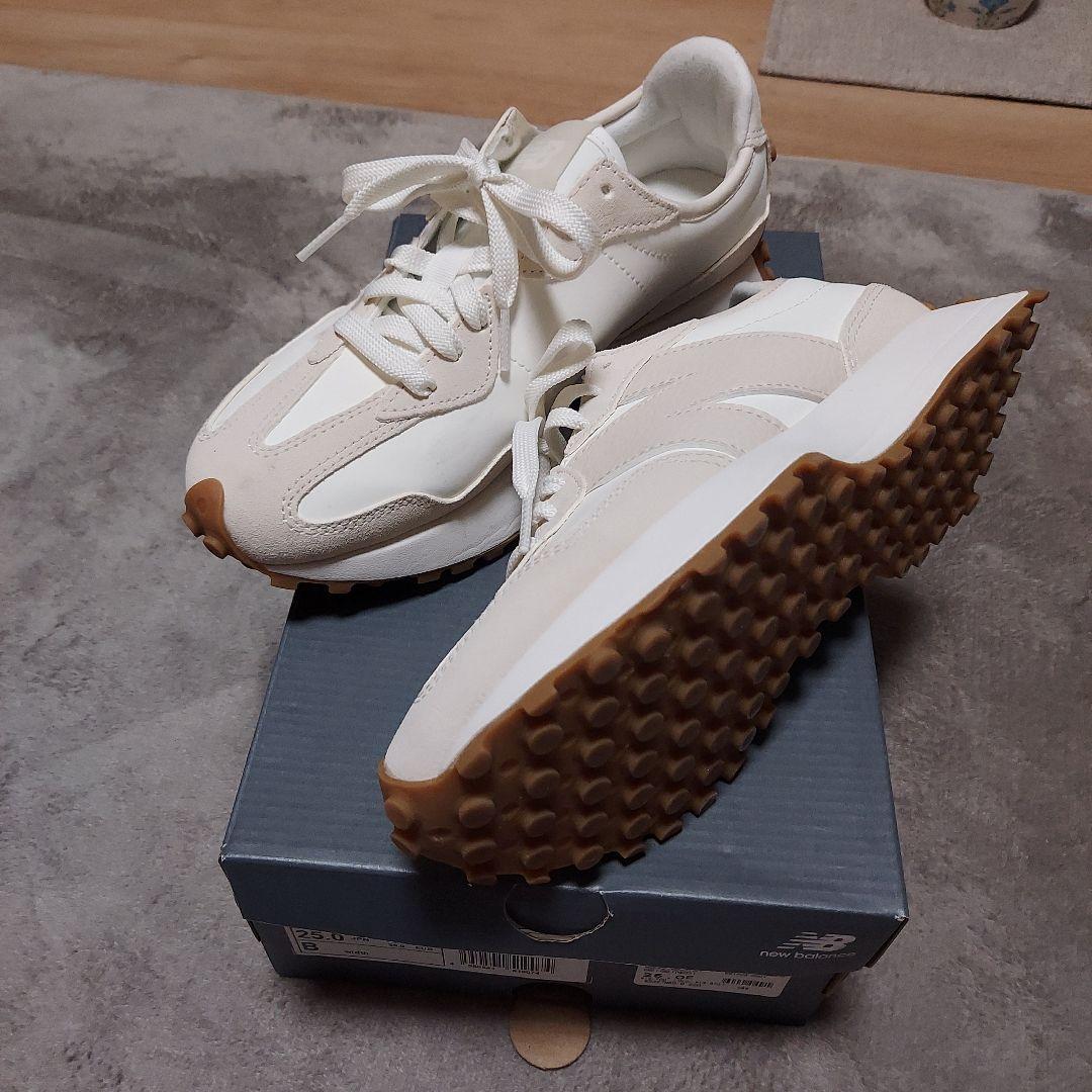 New Balance ホワイト スニーカー