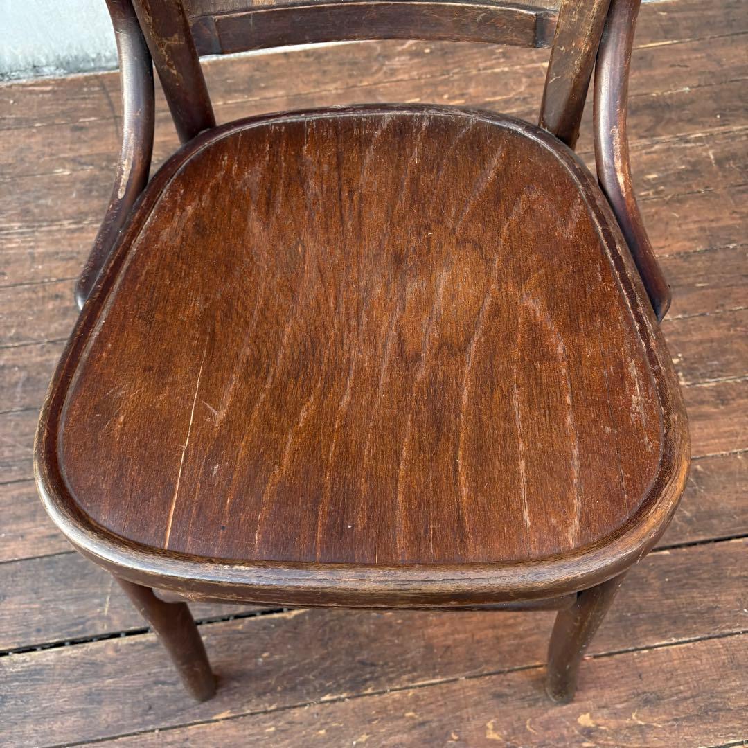 ⑤ルーマニア製 ヴィンテージ ベントウッドチェア アームチェア 曲木椅子 古道具