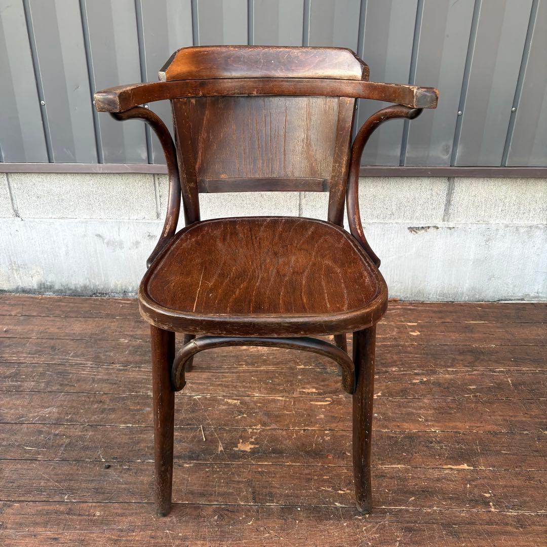 ⑤ルーマニア製 ヴィンテージ ベントウッドチェア アームチェア 曲木椅子 古道具