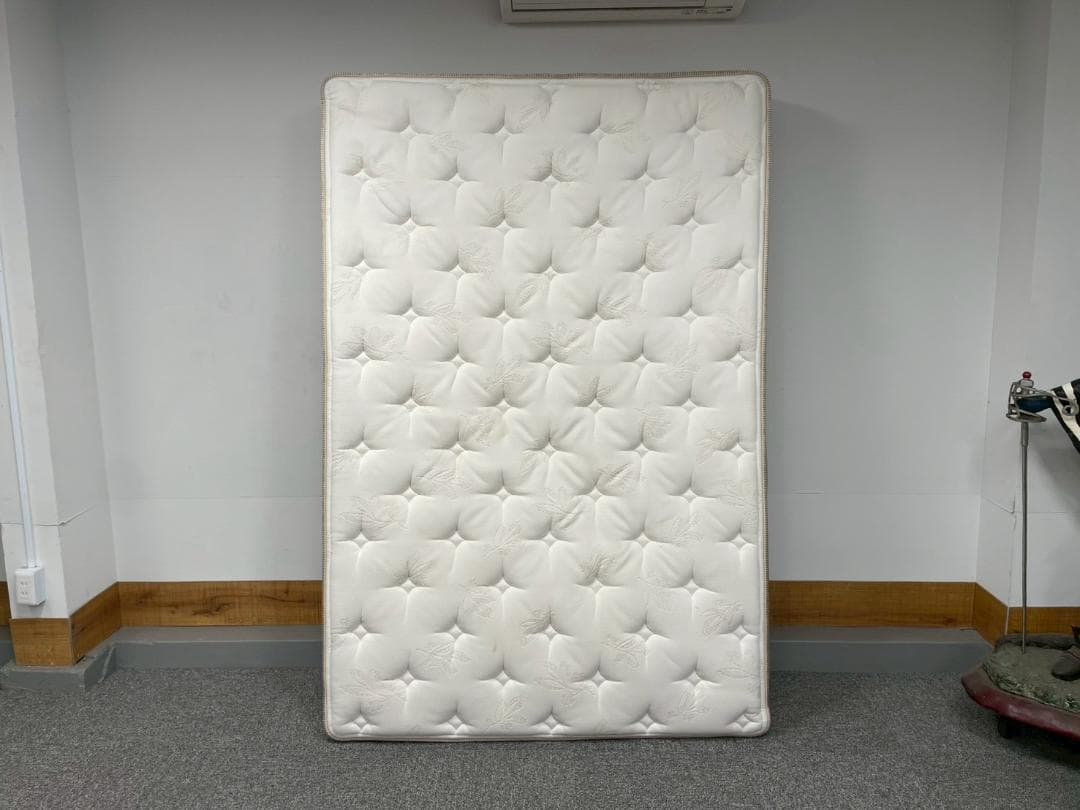 T7963☆展示品☆シモンズゴールデンバリュープレミアムピロートップダブルマット