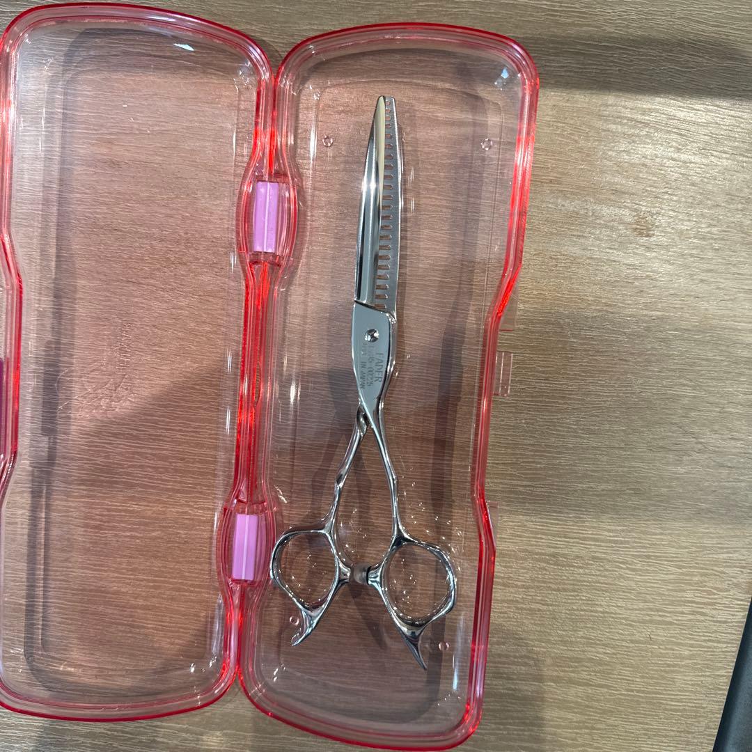 ヒカリ　光　シザー FADER THINNING 鋏　理容　美容