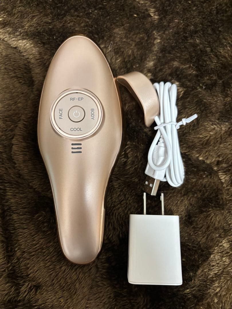 ME ラボンエクラ 美顔器 RF-EP 美顔器 ゴールド