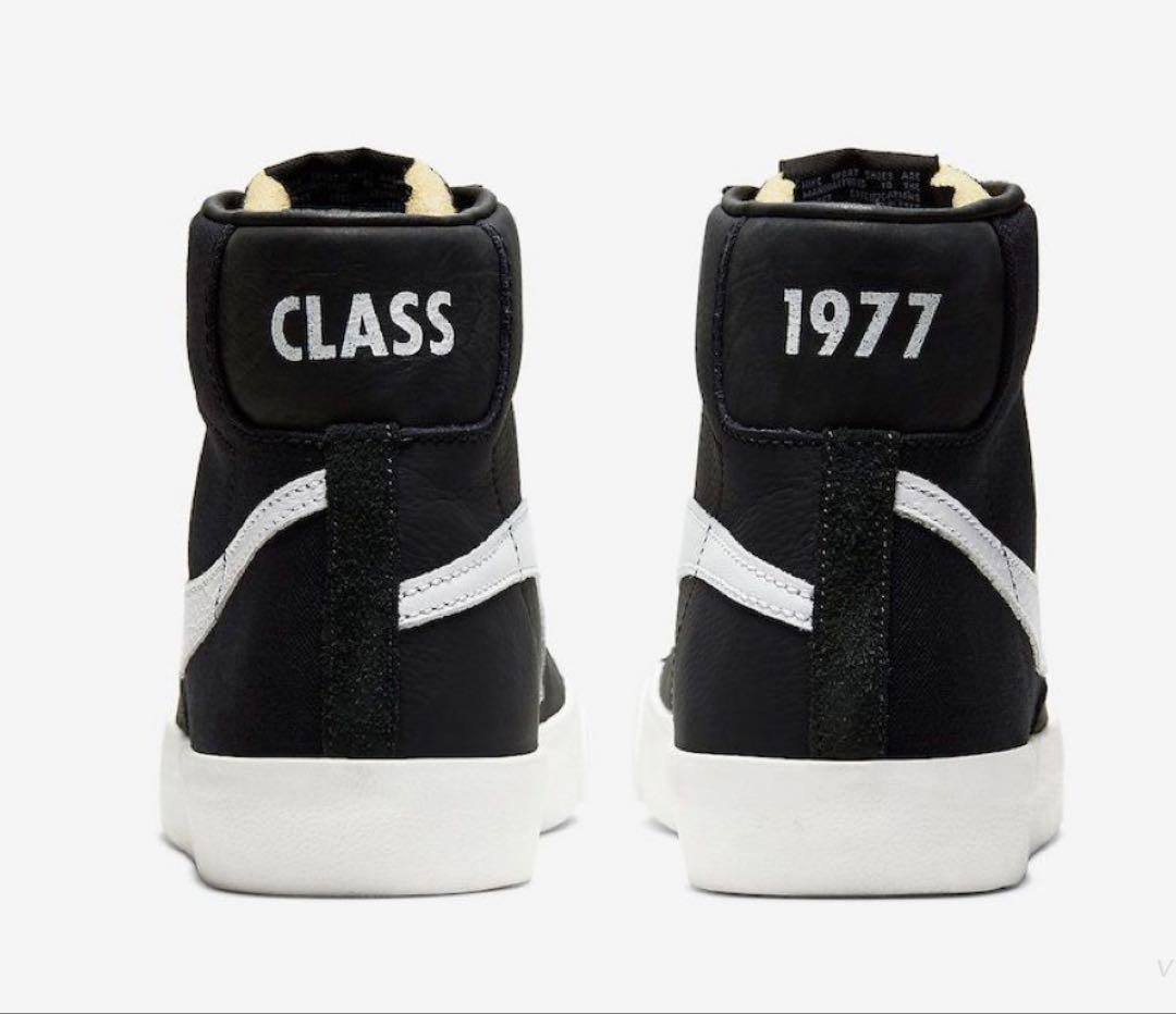 スウッシュ反転のスラムジャム×ナイキ ブレーザー ミッド クラス 1977 黒白