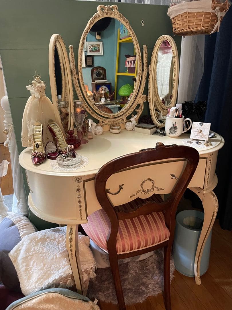 アンティーク　ドレッサー　三面鏡　フランス　送料込み