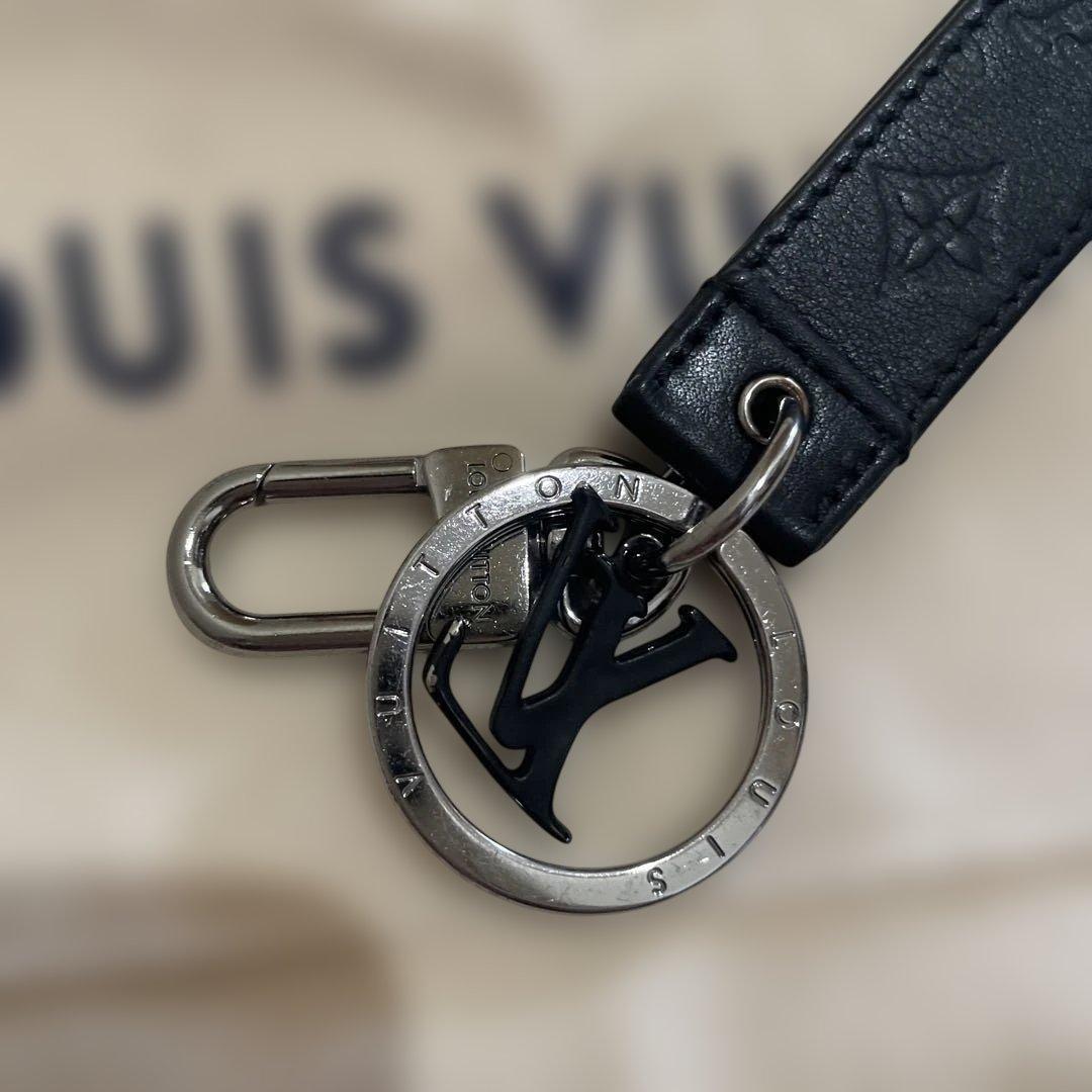 Louis Vuitton ブラックレザー キーホルダー