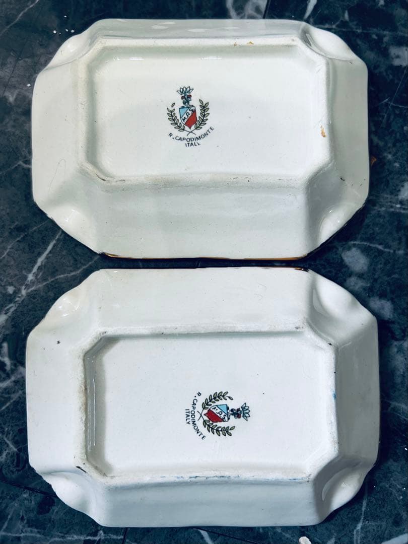 70'R.Capodimonte ashtray setカポディモンテ陶器製灰皿
