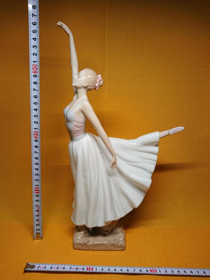 ヨーロッパ　人形　西洋美術　陶器　置物　インテリア　工芸品　美術品　A3010