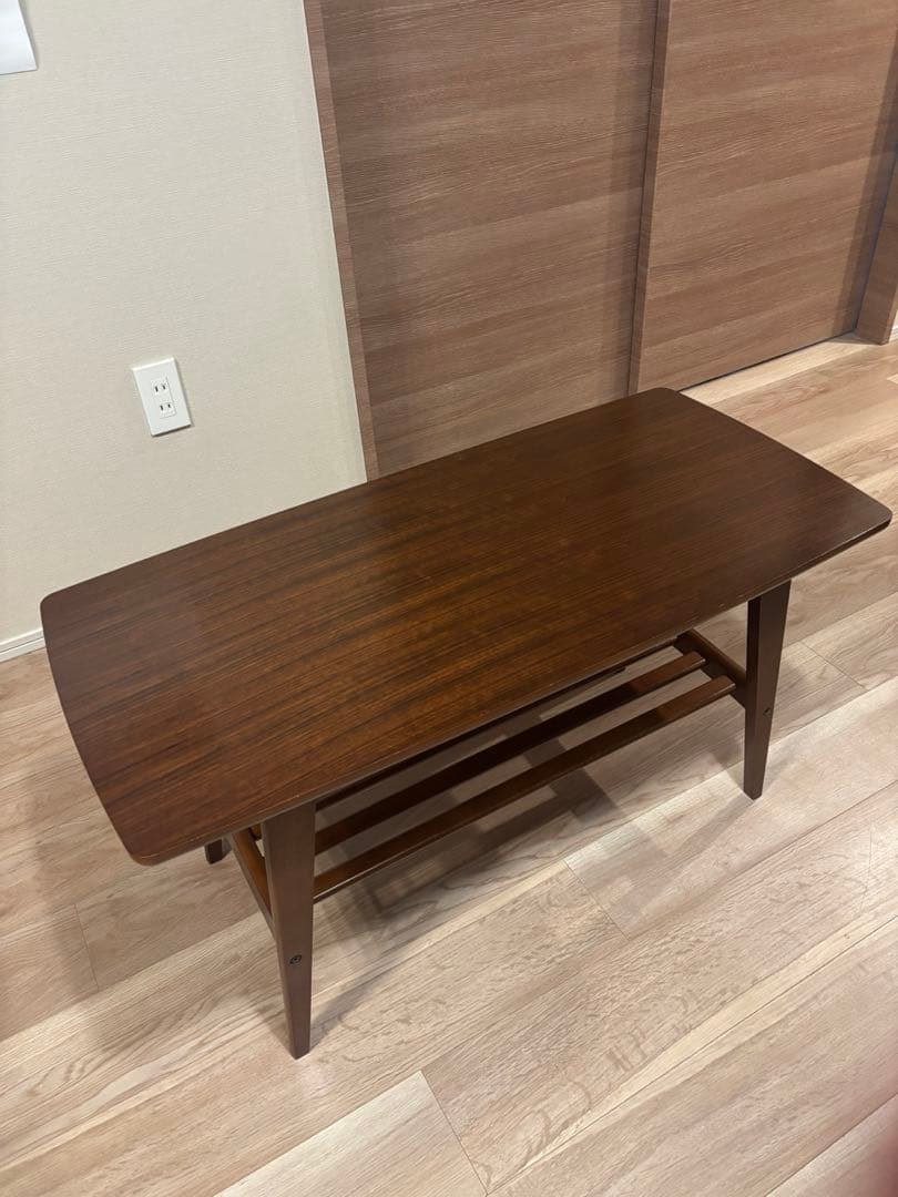 カリモク60 のリビングテーブル