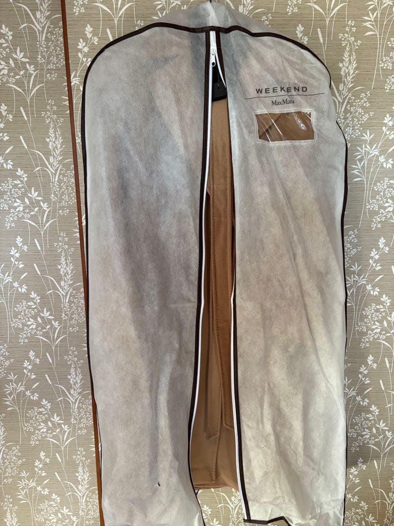 値下げしました！Weekend MaxMaraベージュ ロングコート