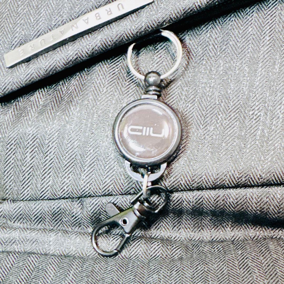 大容量 NIID URBANATURE R1 スリングバッグ ボディバッグ 金具