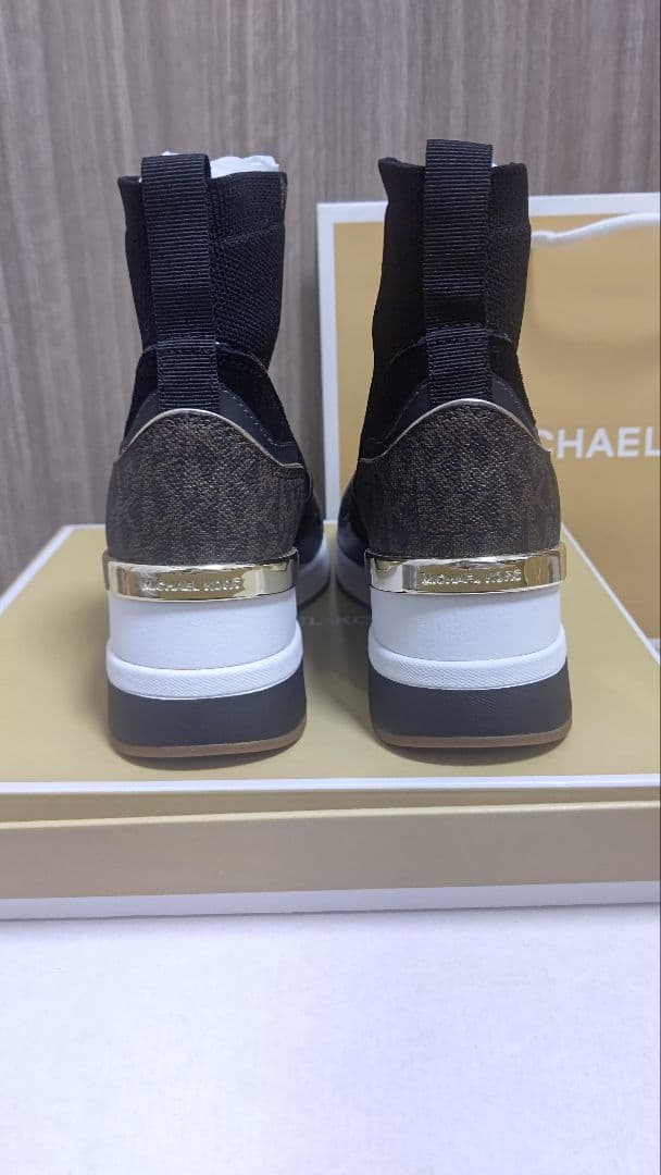 アラベスク☆【新品】MICHAEL KORS