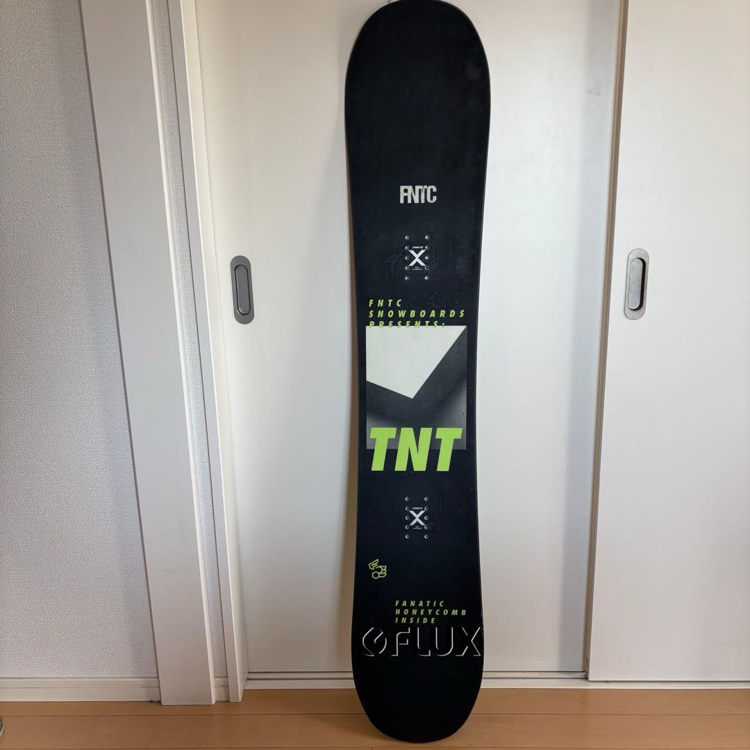 FNTC TNT 150 ダブルキャンバー グラトリ　ブラック　スノーボード
