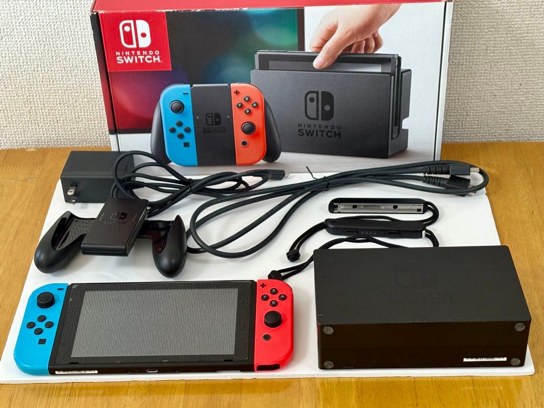 Nintendo Switch 本体＋Joy-Con
