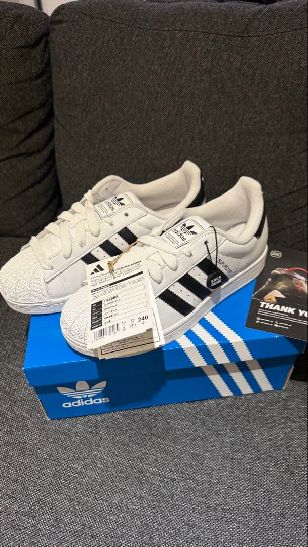 adidas Superstar スニーカー 240