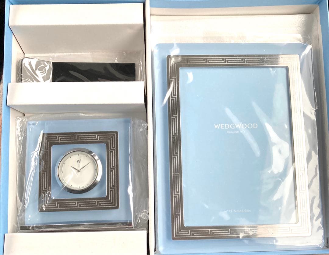 ウェッジウッド ❤︎置き時計＆フォトフレームセット
