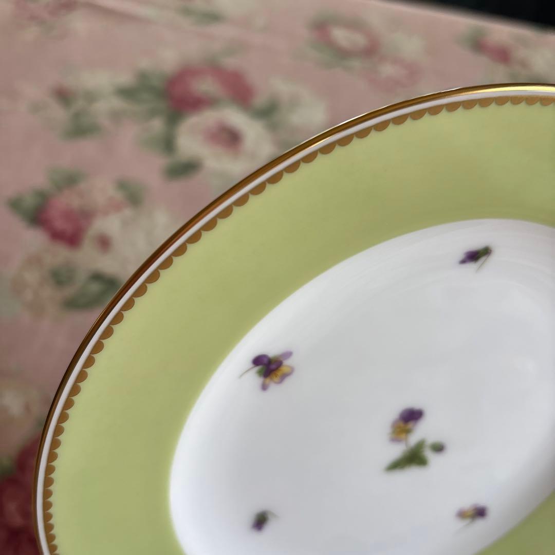 大倉陶園　色蒔きすみれ　プレート　箱あり