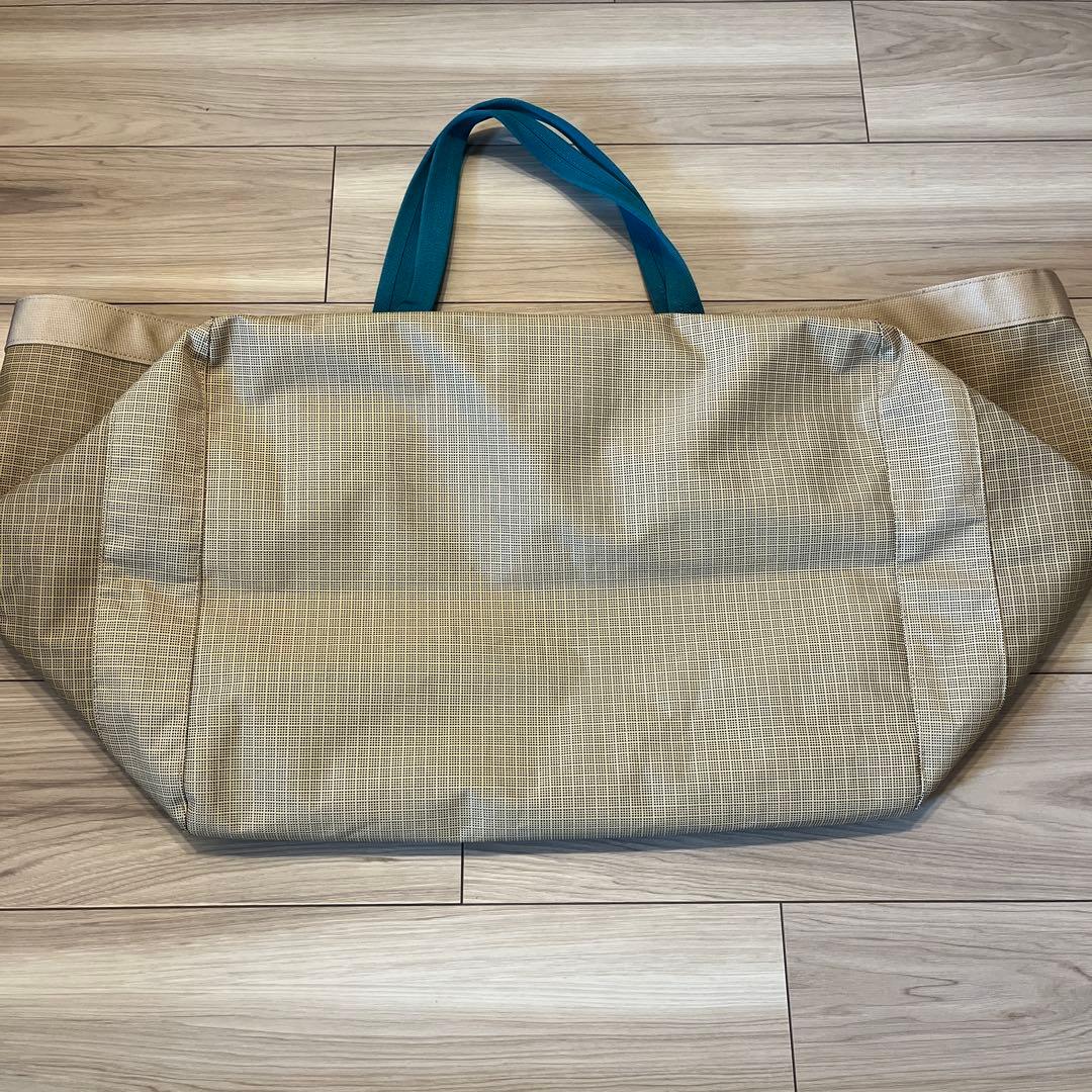 美品 パタゴニア ブラックホール・ギア・トート 61L