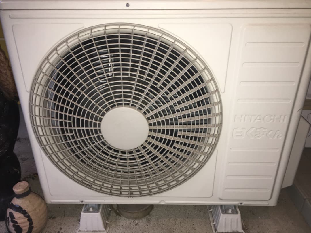 日立 白くまくん エアコン おもに18畳用 RAS-WBK56H2-W リモコン