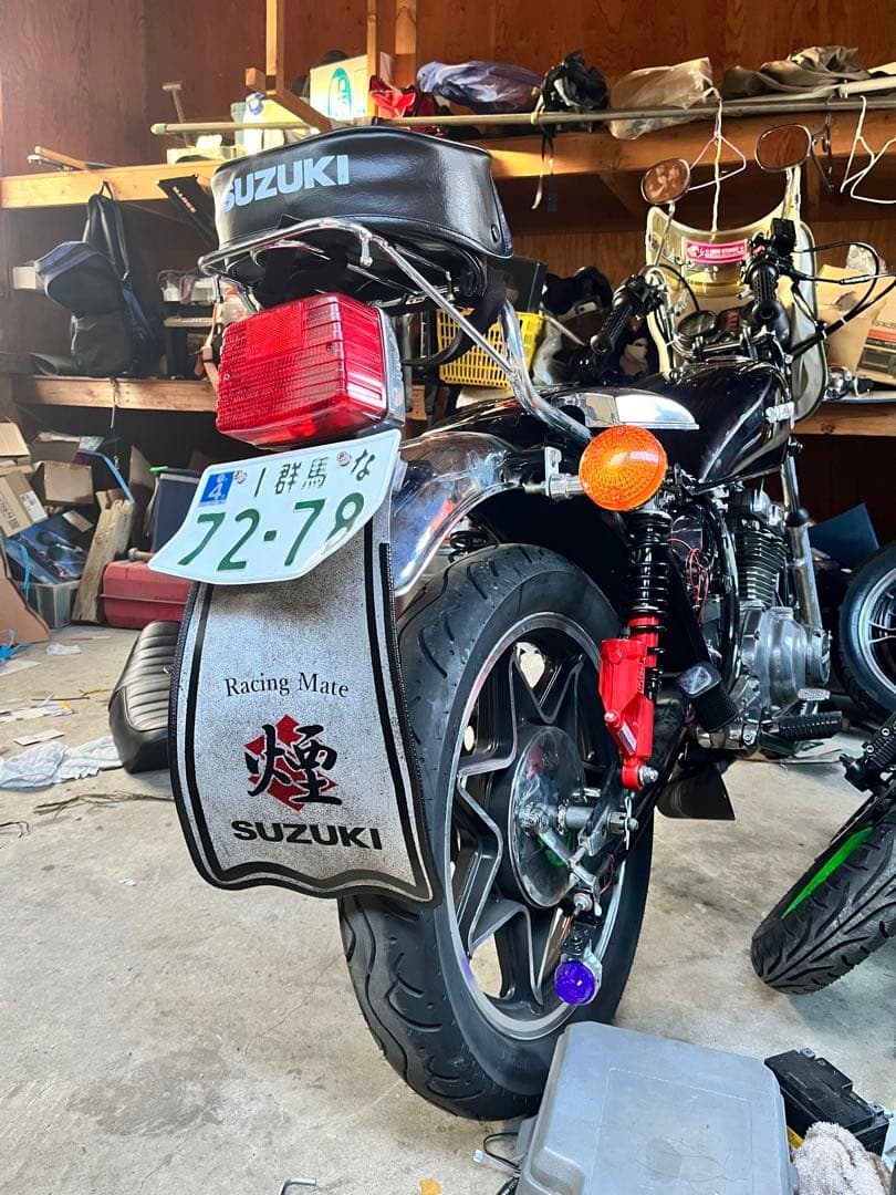 nam 白.煙SUZUKI フェンダーフラップ