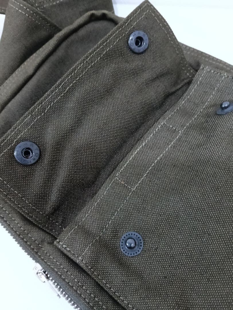 【極美品】PORTER ボディバッグ オリーブ