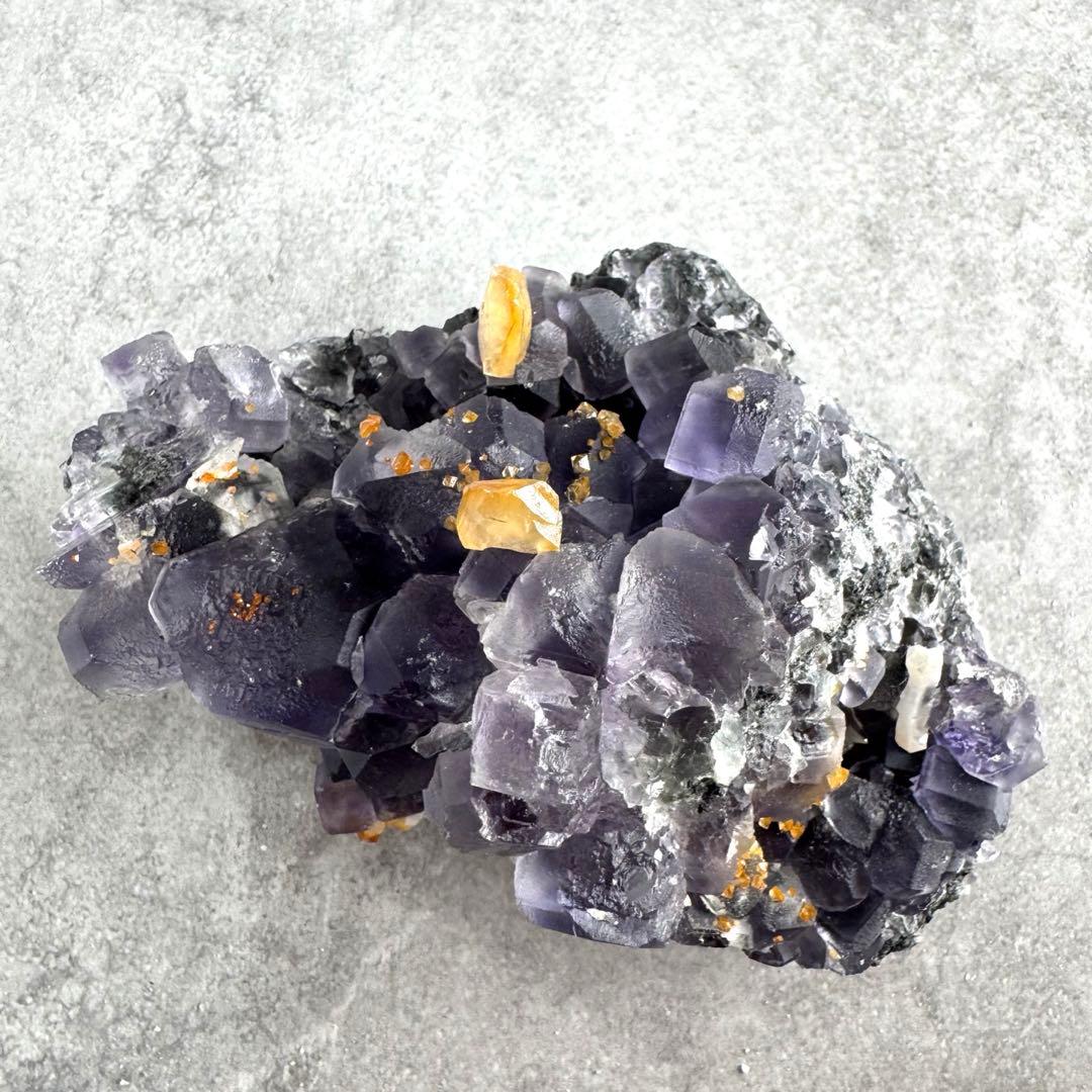 共生鉱物　原石　フローライト