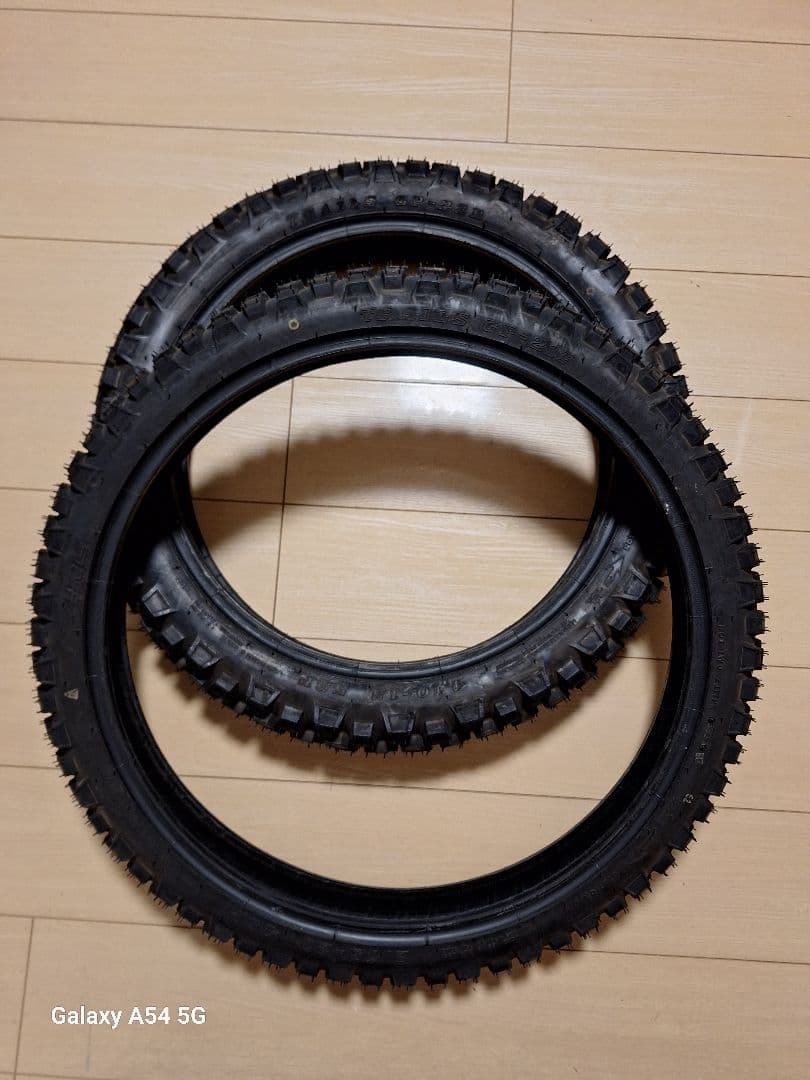 KLX230 シェルパ 新品 純正タイヤ 2.75-21 4.10-18