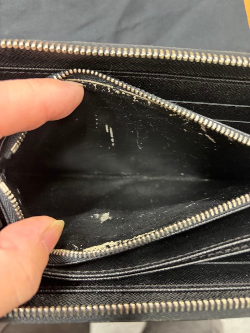 ルイヴィトン／LOUISVUITTONエピ ジッピーウォレット長財布 ブラック