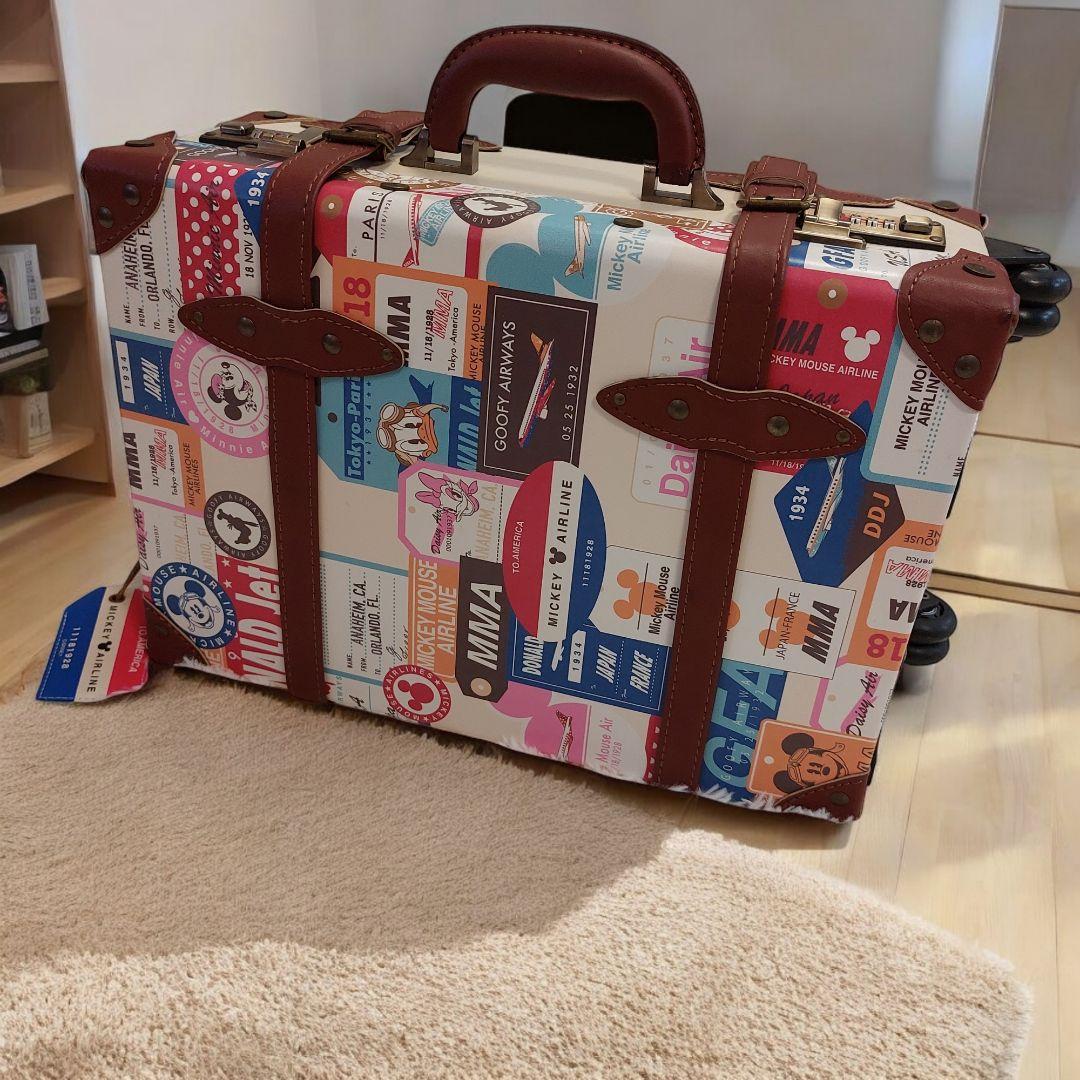 ディズニー　ミッキーエアライン　キャリーケース