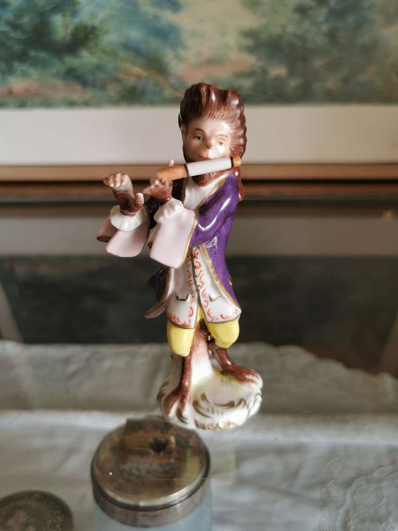 アンティークドイツ 楽隊フィギュリン 笛を吹く正装したモンキー 猿のオーケストラ