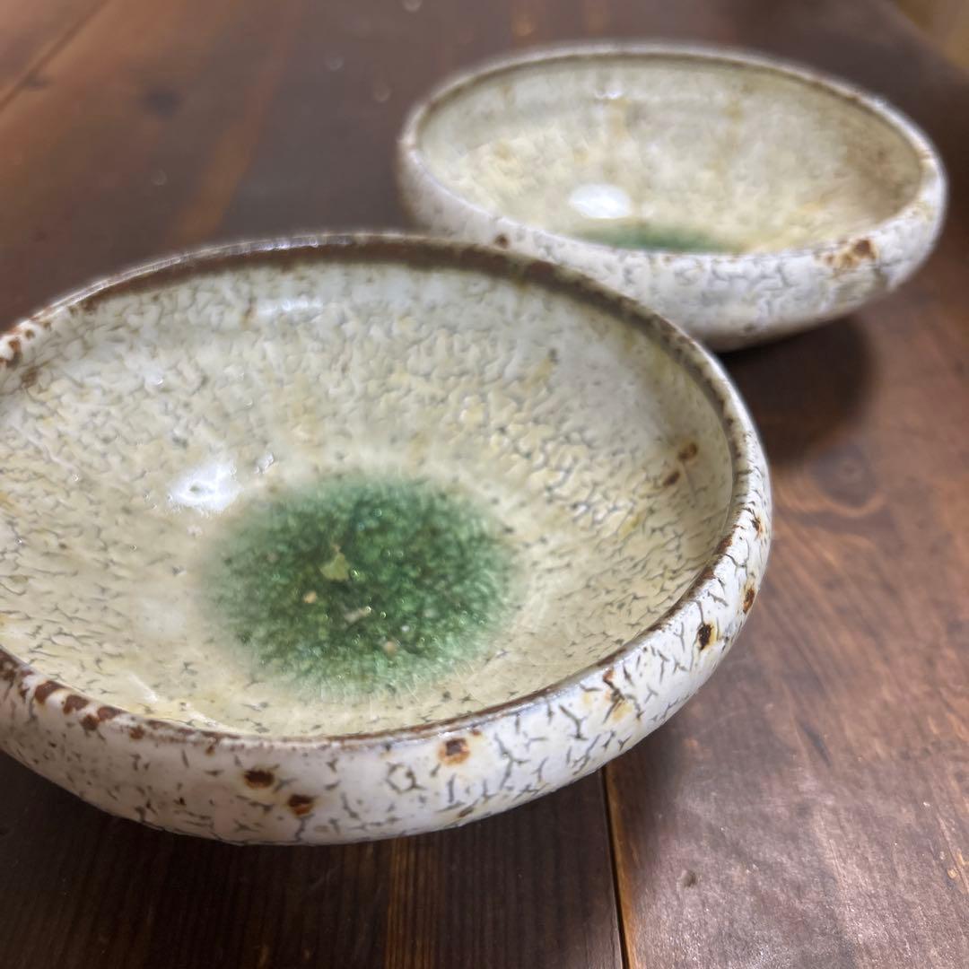 作家　陶芸作家　4.5寸鉢　２つ　ビードロ粉引き