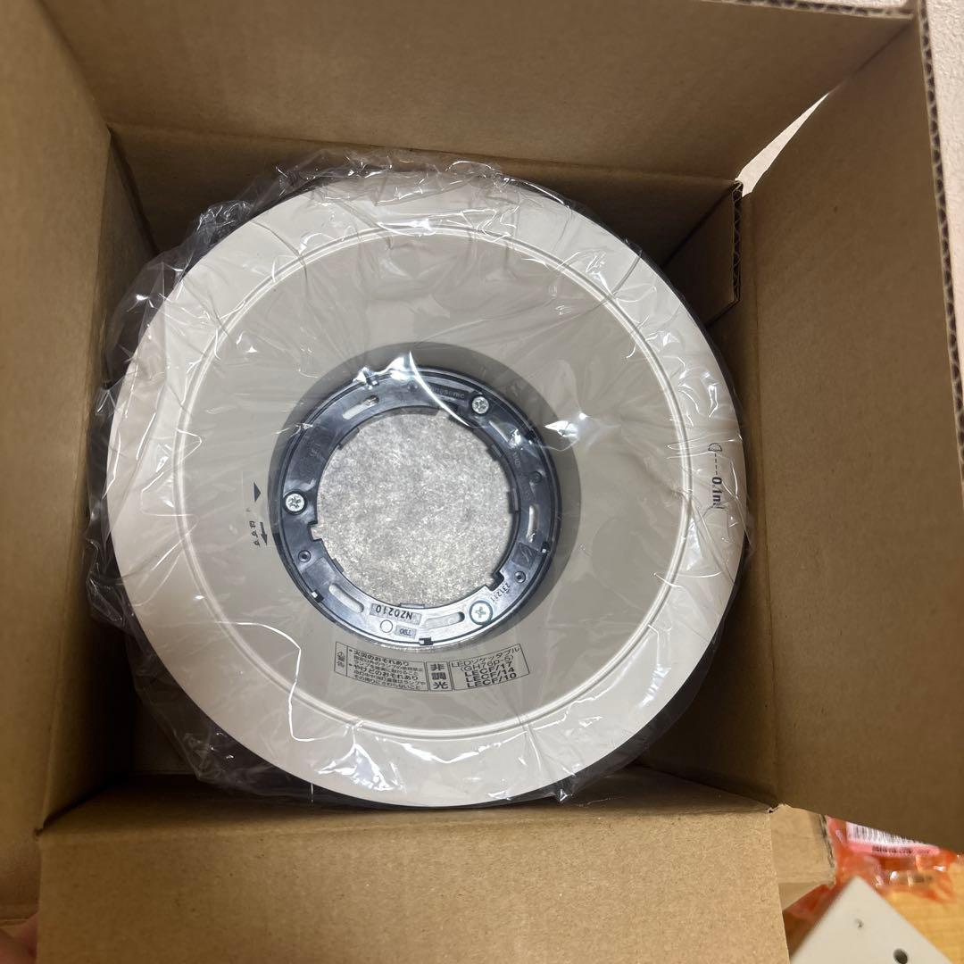 Panasonic NNU140155K LE9 LEDダウンライト