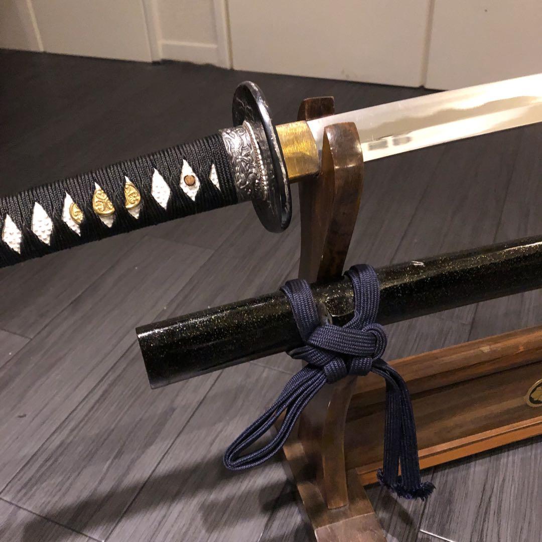 高級模造刀　居合刀　黒拵え　亜合金刀身　優乱刃紋