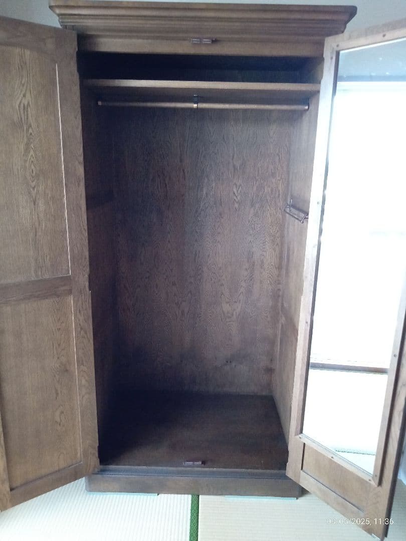 ワードローブ 昭和レトロ アンティーク　ナラ無垢 洋服箪笥