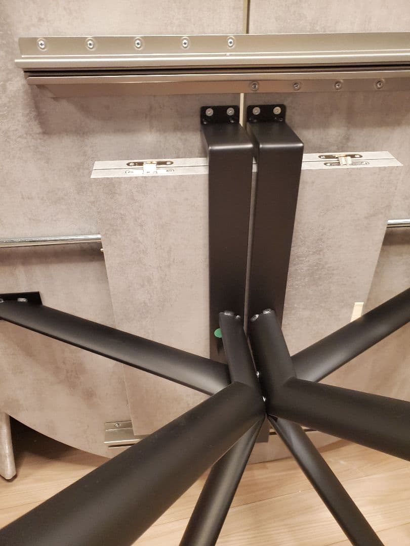 送料込み！　カリガリス　ジョーベ　calligaris giove テーブル