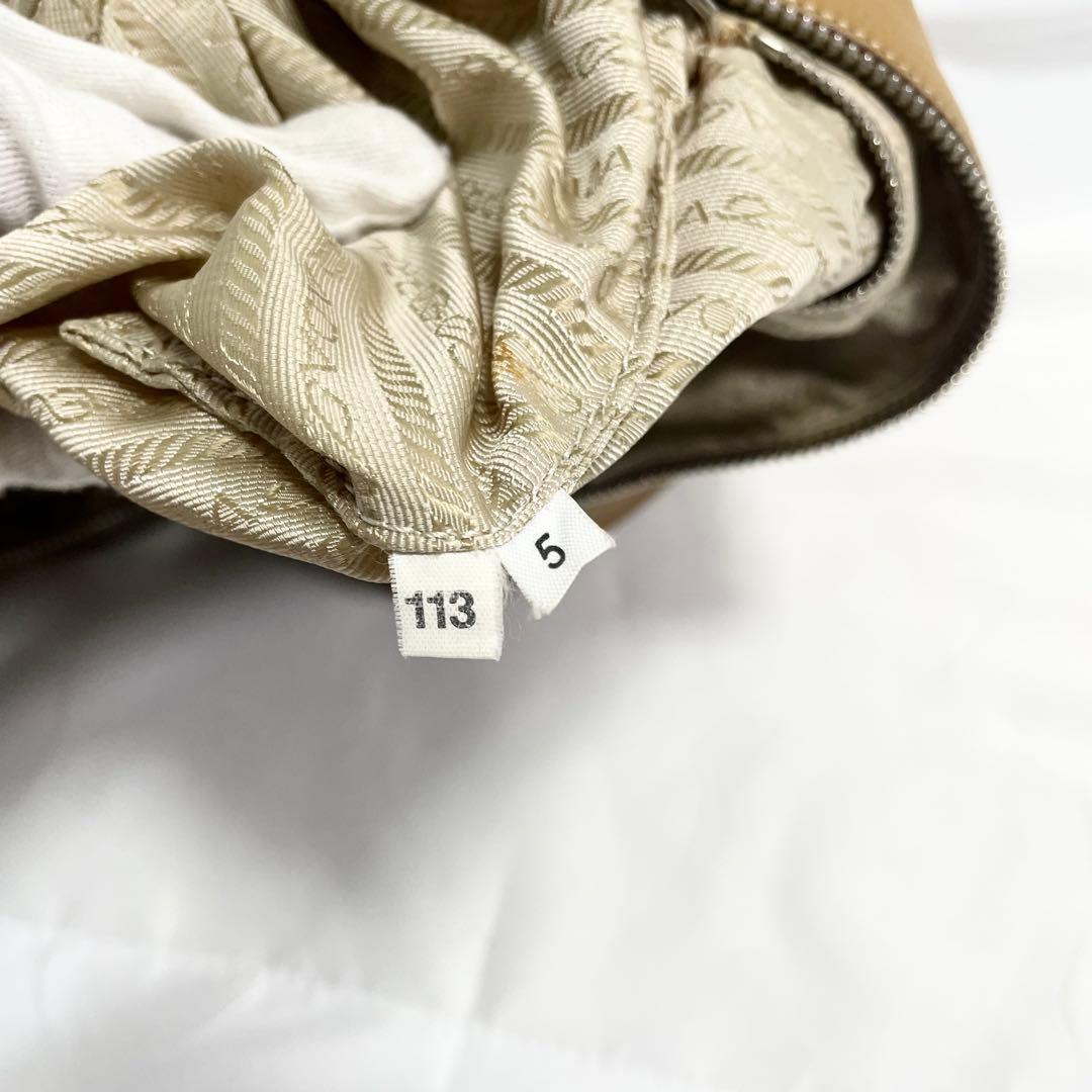 プラダ ボストンバッグ レザー ロゴ 型押し シボ革 大容量 A4可 茶色