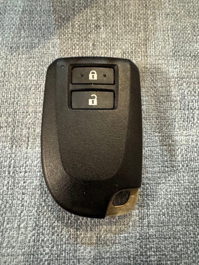 トヨタ純正スマートキー　200系ハイエースバン　レジアス 007-AF0105