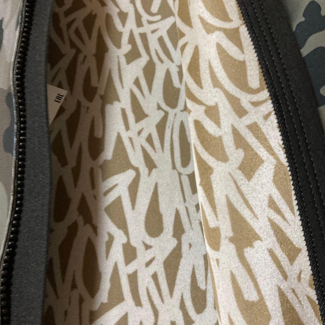 【新品未使用】RVCA 長袖タッパー フロントジップ　Sサイズ