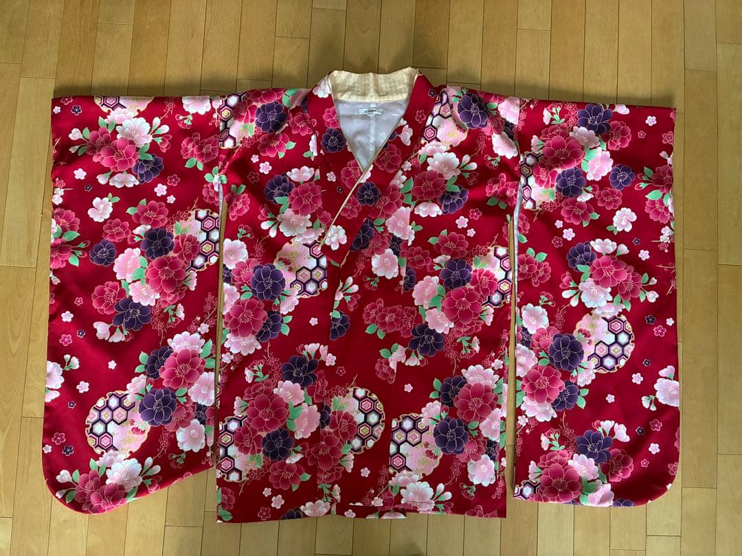 arisana 赤色花柄着物 150cm 襟芯&コーリンベルト付